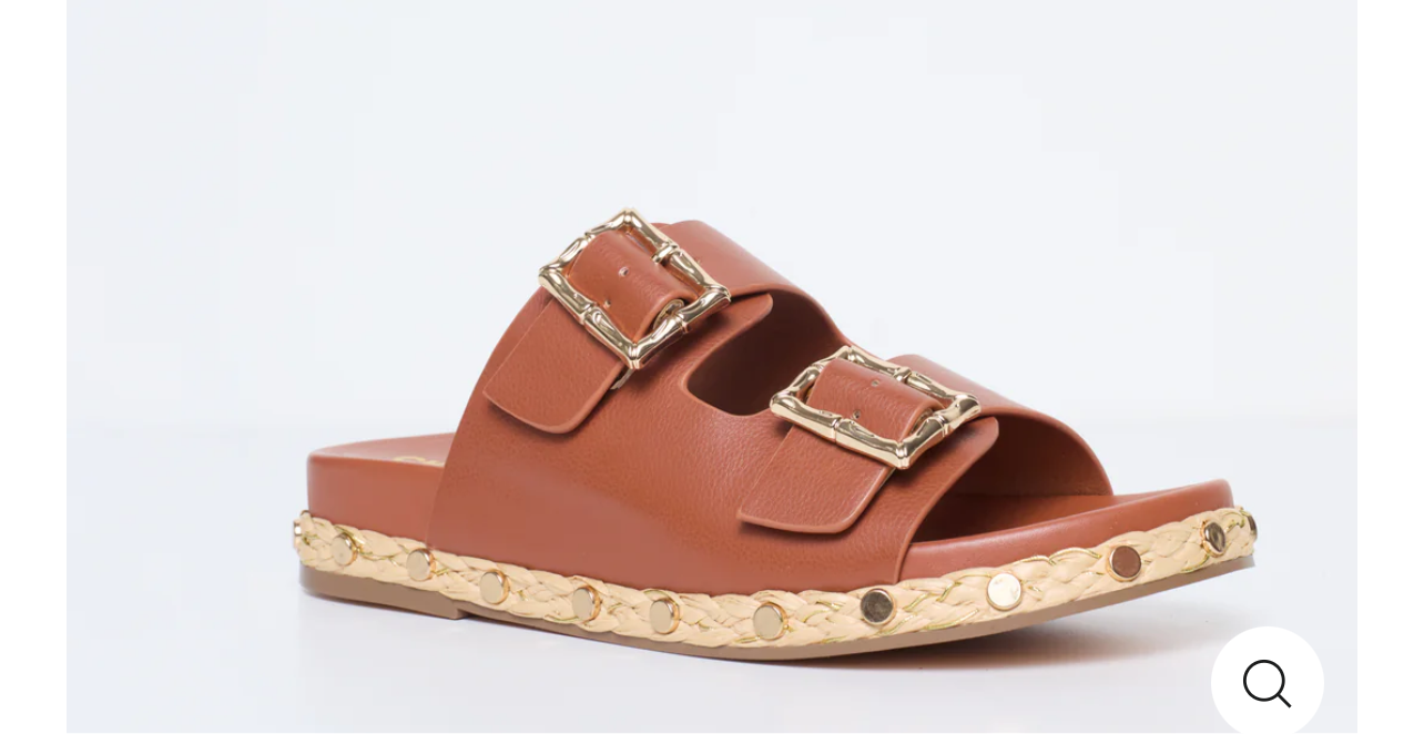 chinelo - Cristina collection